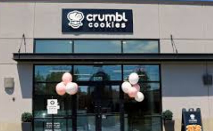 Crumbl Cookie shope
